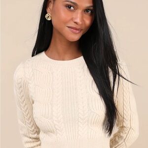 Lulu’s Cropped Cable Knit Sweater